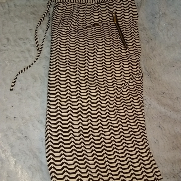 Pants - Picture 3 of 3